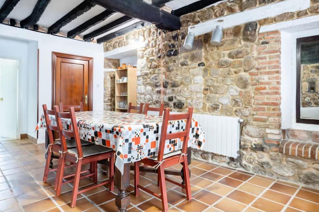 La Jomeruca ,Espaciosa Casa Rural Cerca De Playa Y Montana Carranceja 外观 照片